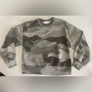 Abercrombie & Fitch Camouflage Sweatshirt